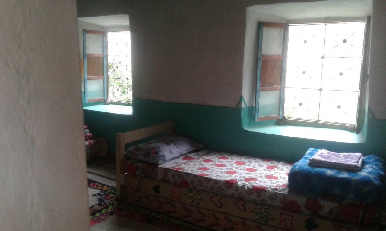 Gite Baraka Taghia Luaran gambar