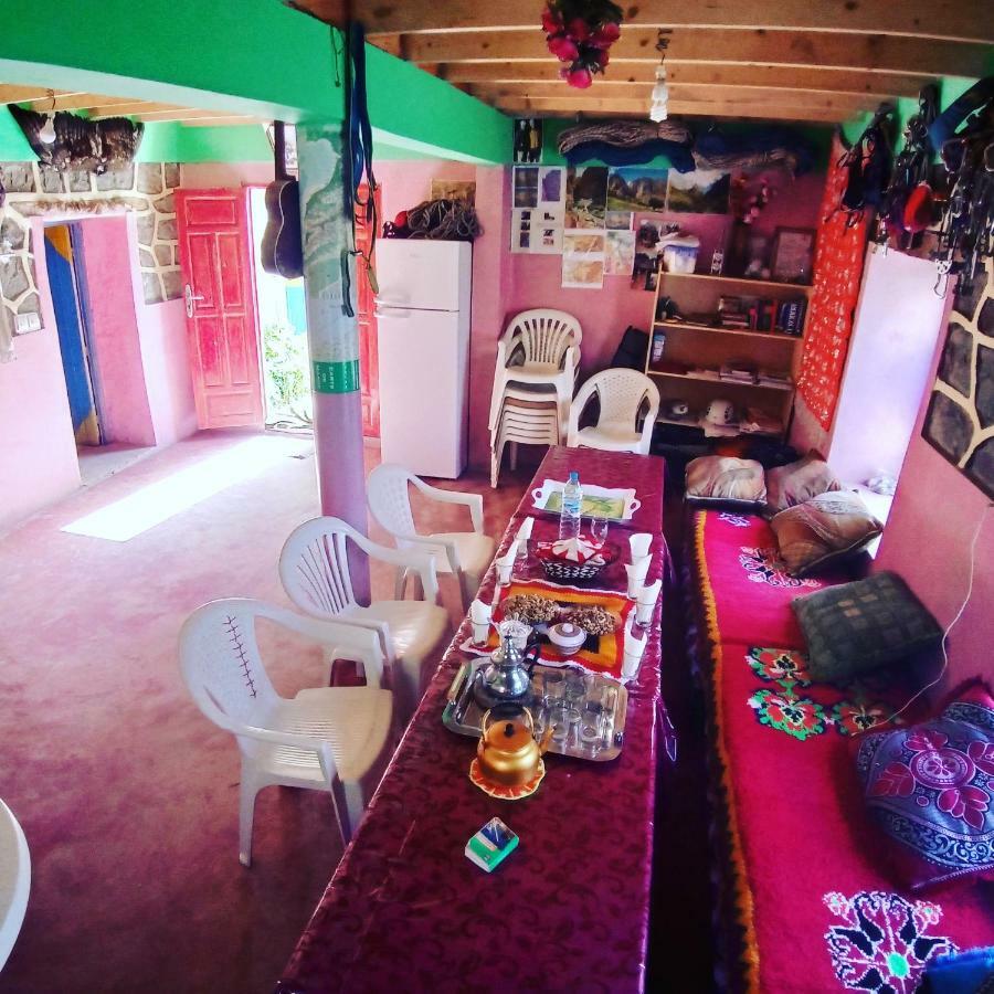 Gite Baraka Taghia Luaran gambar
